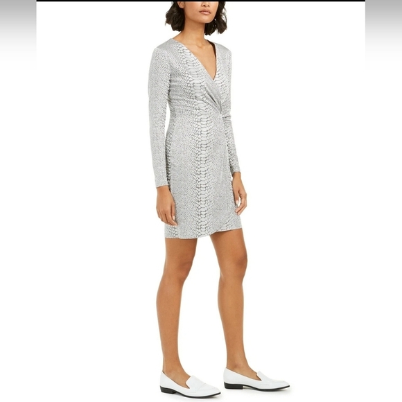 French Connection Silver V-Neck Snake Jacquard Wrap Dress Women's Size 0 NWOT - Picture 1 of 16
